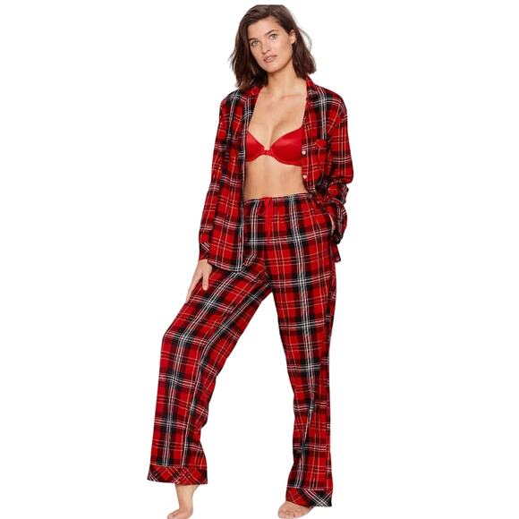 NWOT VICTORIA'S SECRET Red Black Shimmer Plaid Flannel Pajama Set Size Large - Picture 2 of 6